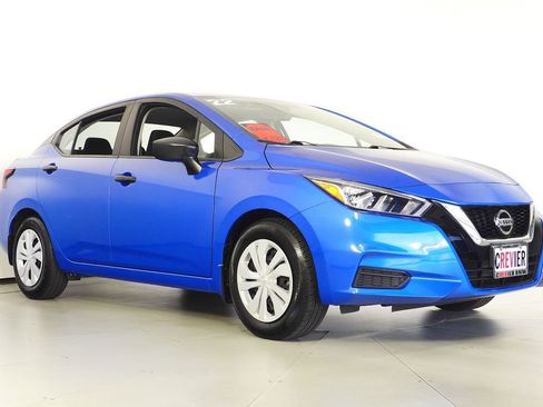 Used 2022 Nissan Versa S w/ Electronics Package image 4