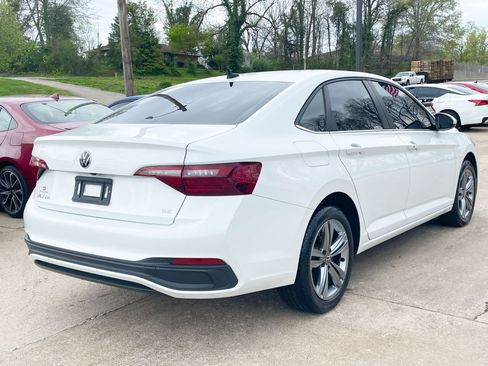 Used 2022 Volkswagen Jetta SE image 6