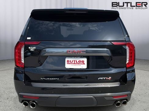 Used 2022 GMC Yukon AT4 w/ Max Trailering Package AWD/4WD image 5