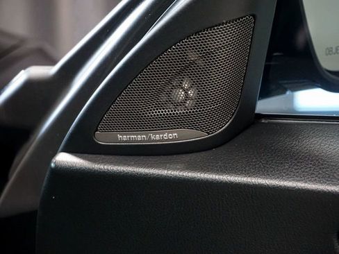 Used 2018 BMW M2 image 64