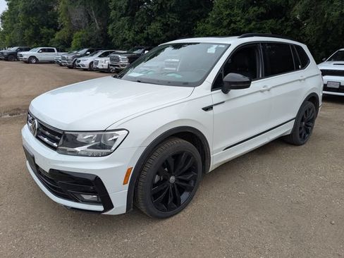 Used 2021 Volkswagen Tiguan SE R-Line AWD/4WD image 9