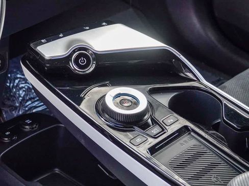 Used 2022 Kia EV6 GT-Line w/ GT-Line Suede Seat Package image 18