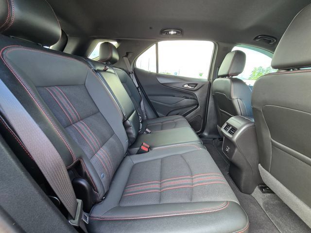 Used 2024 Chevrolet Equinox RS AWD/4WD image 15