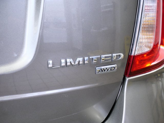 Used 2013 Ford Edge Limited AWD/4WD image 7