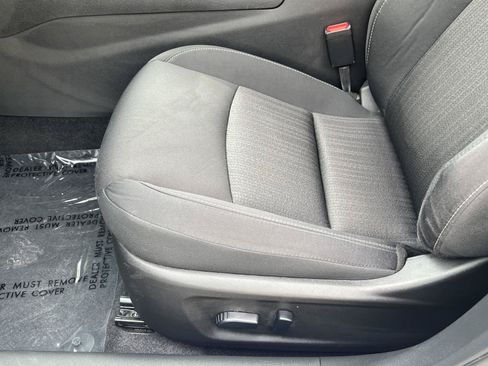 Used 2025 Nissan Altima 2.5 SV AWD/4WD image 29