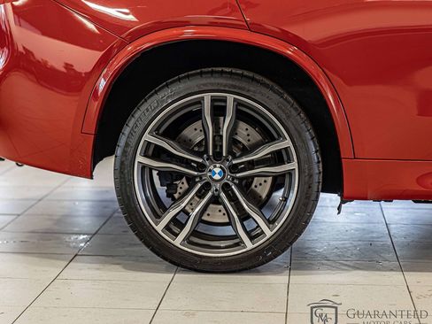 Used 2016 BMW X5 M image 9