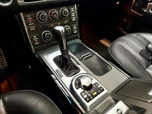Used 2010 Land Rover Range Rover Supercharged AWD/4WD image 19