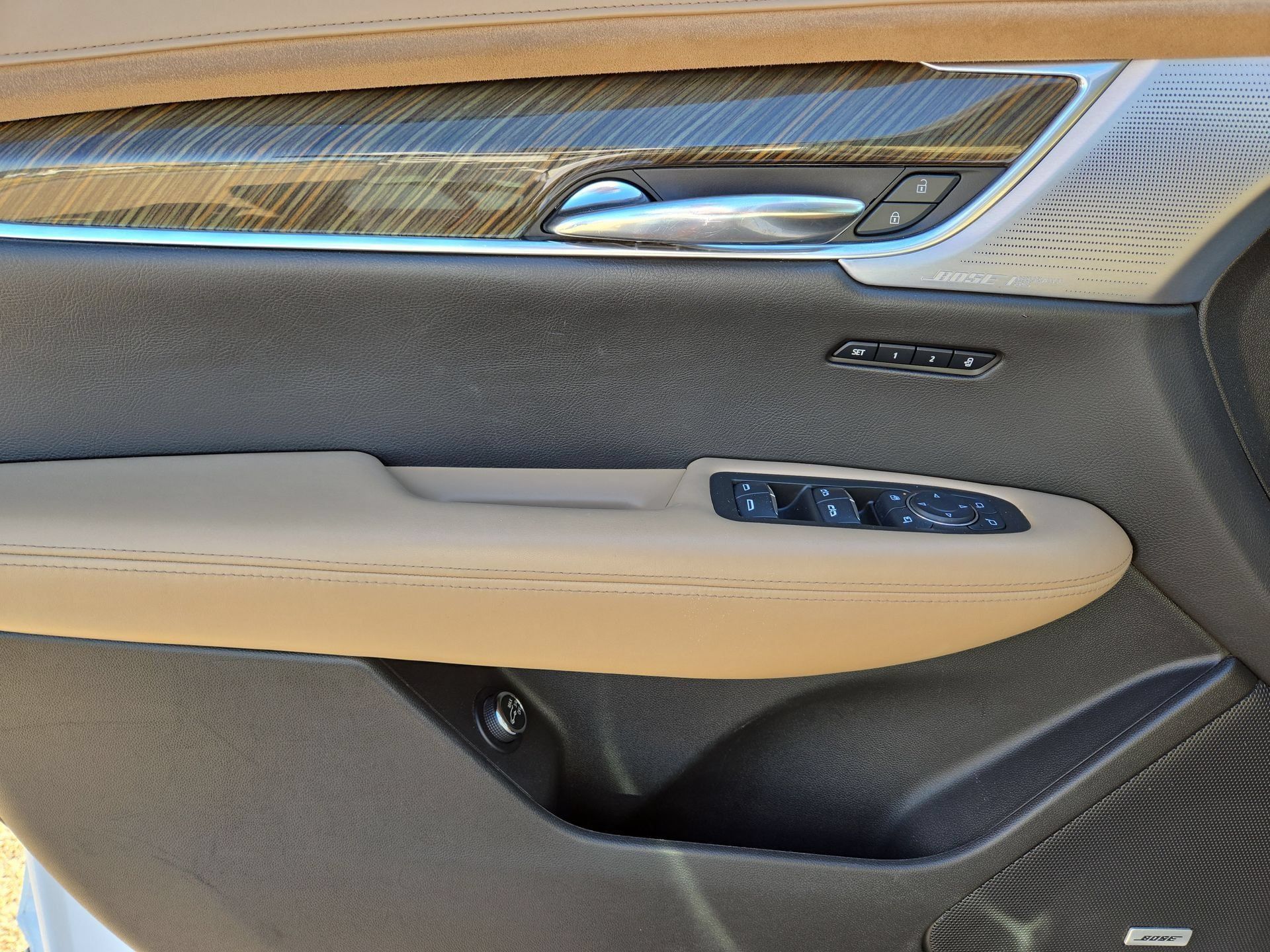 Used 2020 Cadillac XT6 Premium Luxury w/ Platinum Package FWD image 15