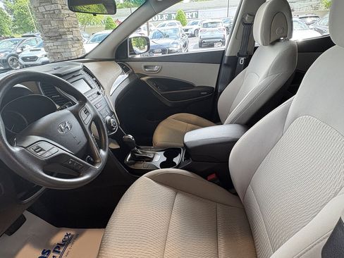 Used 2018 Hyundai Santa Fe Sport FWD image 20