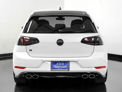 Used 2019 Volkswagen Golf R 4-Door image 8