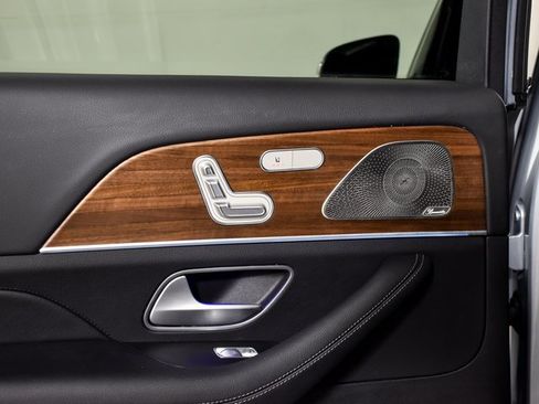 Certified 2024 Mercedes-Benz GLS 450 4MATIC image 41