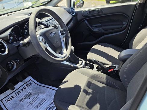 Used 2017 Ford Fiesta SE FWD image 13