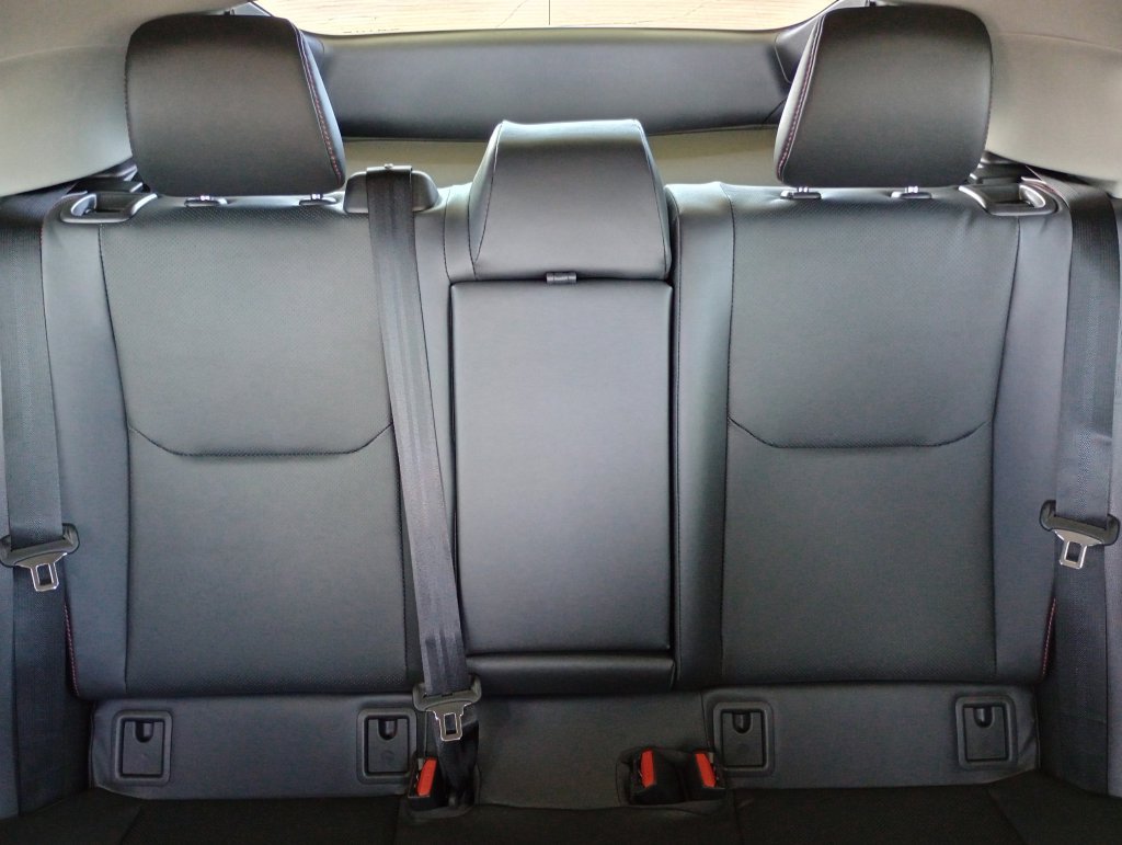 Used 2026 Toyota Prius Plug-In Hybrid FWD image 25
