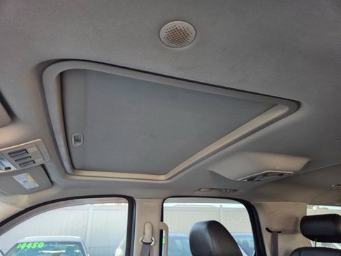 Used 2007 Cadillac Escalade AWD w/ Information Package image 17