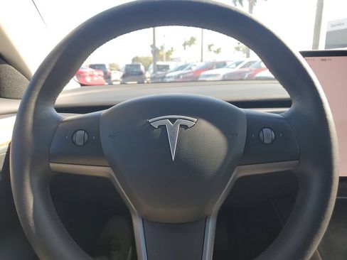 Used 2023 Tesla Model 3 Standard Range RWD image 27