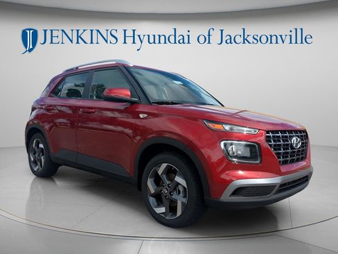 New 2026 Hyundai Venue SEL FWD image 9