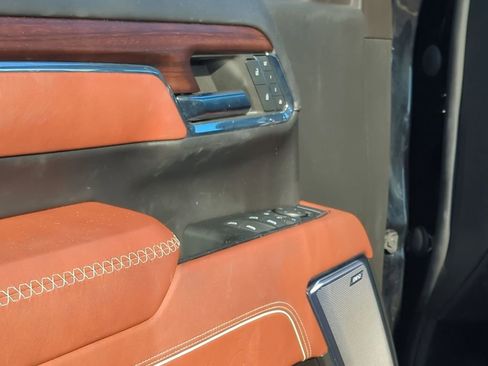 Used 2024 GMC Sierra 3500 Denali Ultimate image 23