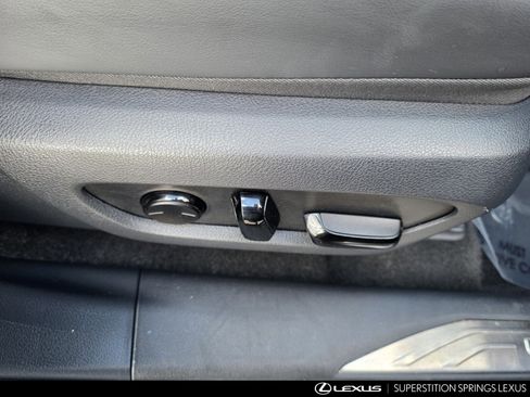 Used 2025 Lexus RX 350 Premium image 31