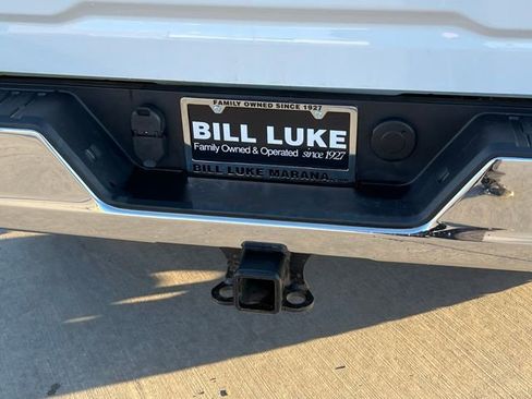 Used 2024 GMC Sierra 2500 SLE w/ SLE Convenience Package image 9