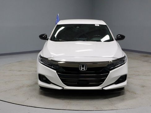Used 2022 Honda Accord Sport image 6