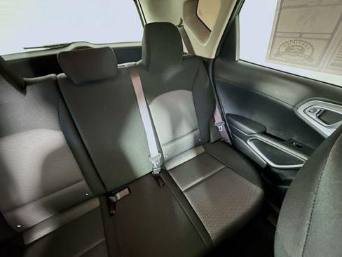 Used 2025 Kia Soul LX w/ LX Technology Package FWD image 14