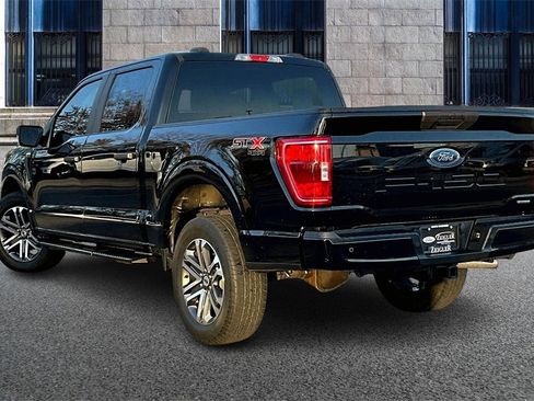 Certified 2022 Ford F150 XL w/ STX Appearance Package image 10