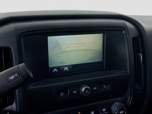 Used 2018 Chevrolet Silverado 1500 W/T w/ Trailering Package image 17