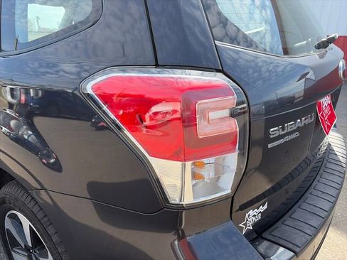 Used 2017 Subaru Forester 2.5i w/ Popular Package #2A AWD/4WD image 19
