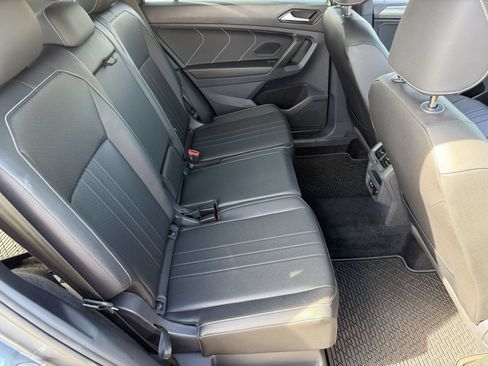 Used 2023 Volkswagen Tiguan SE R-Line AWD/4WD image 30