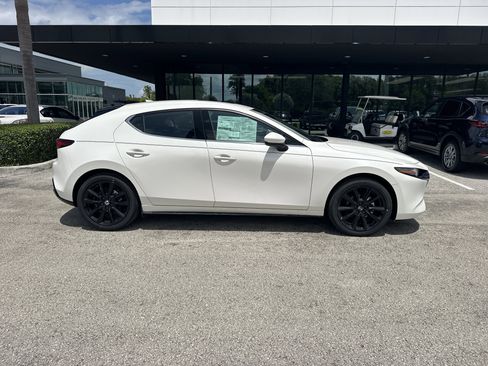 New 2026 MAZDA MAZDA3 2.5 S Hatchback w/ Premium Pkg FWD image 6
