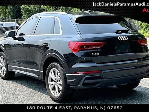 Used 2023 Audi Q3 2.0T Premium w/ Convenience Package AWD/4WD image 10