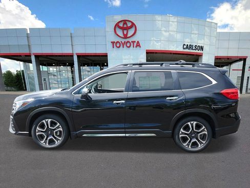 Used 2023 Subaru Ascent Touring AWD/4WD image 7