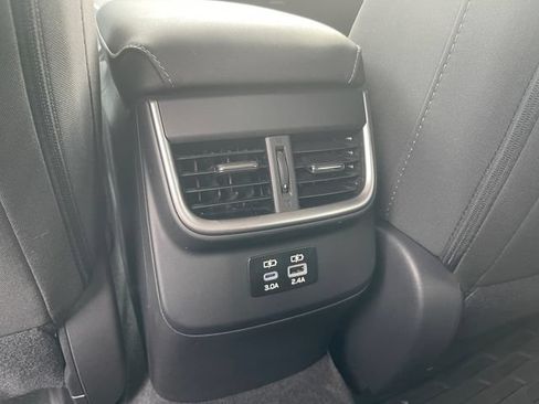 Certified 2025 Subaru Outback Premium AWD/4WD image 18