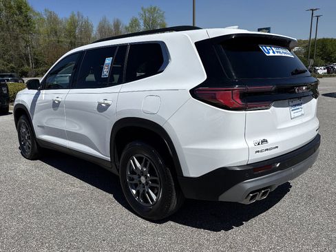 Used 2025 GMC Acadia Elevation FWD image 5