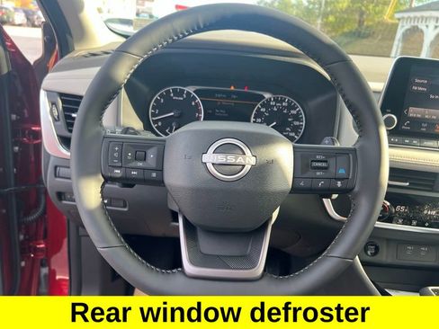 Certified 2025 Nissan Rogue SV image 16