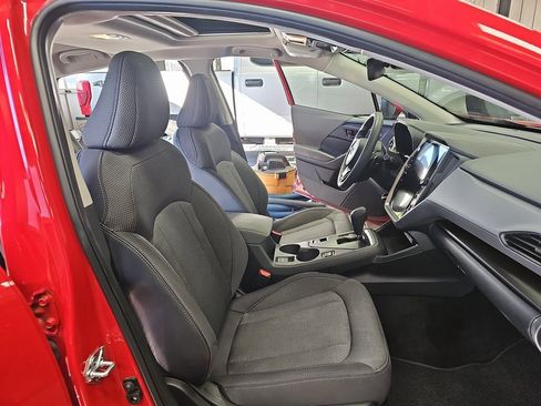 Used 2024 Subaru Crosstrek 2.0i Premium image 10