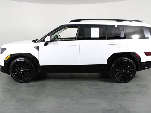 Used 2025 Hyundai Santa Fe Calligraphy image 11