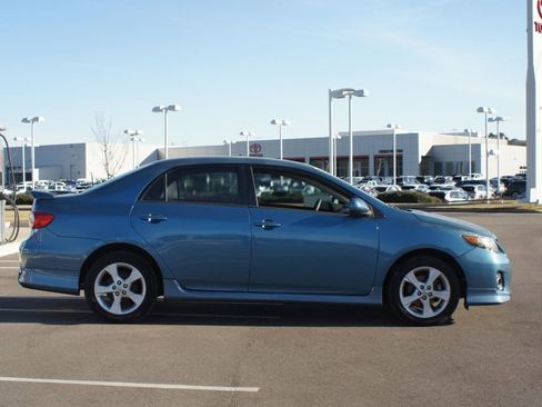 Used 2013 Toyota Corolla S image 17