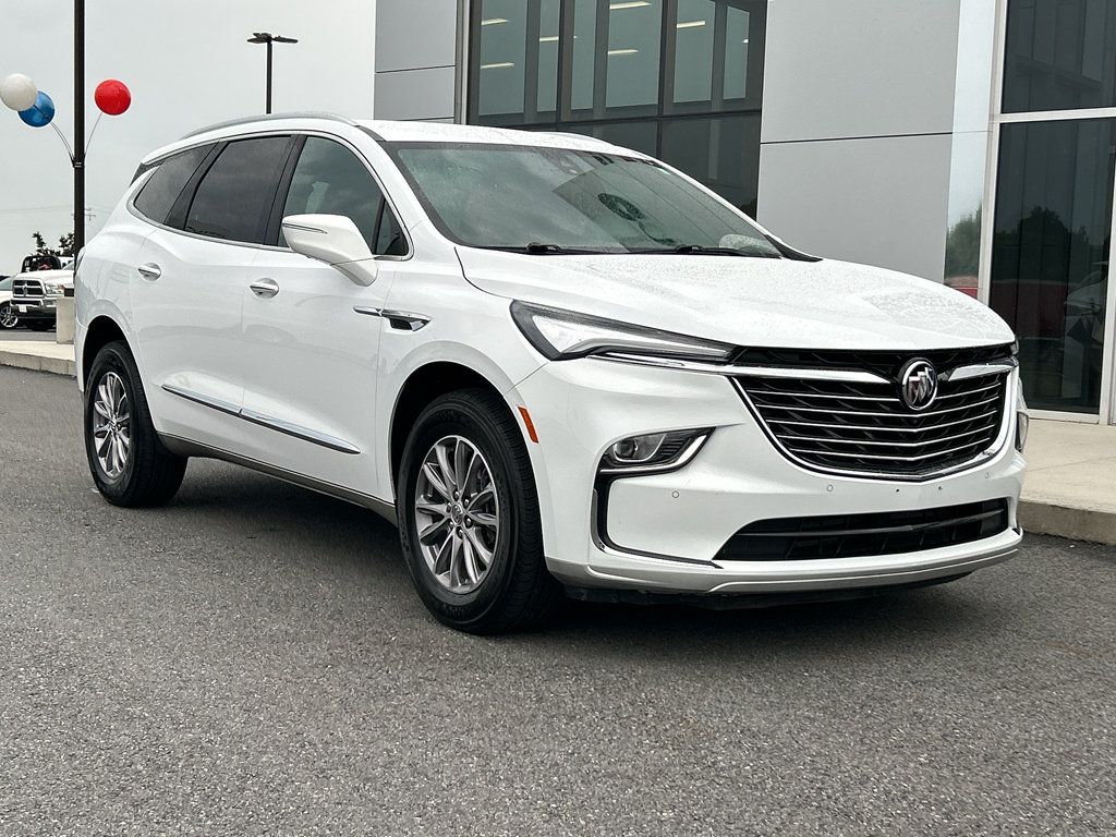 Used 2024 Buick Enclave Premium AWD/4WD image 4