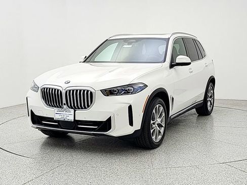 Used 2024 BMW X5 xDrive40i w/ Premium Package AWD/4WD image 1