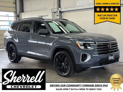 Used 2025 Volkswagen Atlas SE