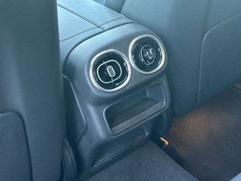 Certified 2025 Mercedes-Benz GLC 300 image 14