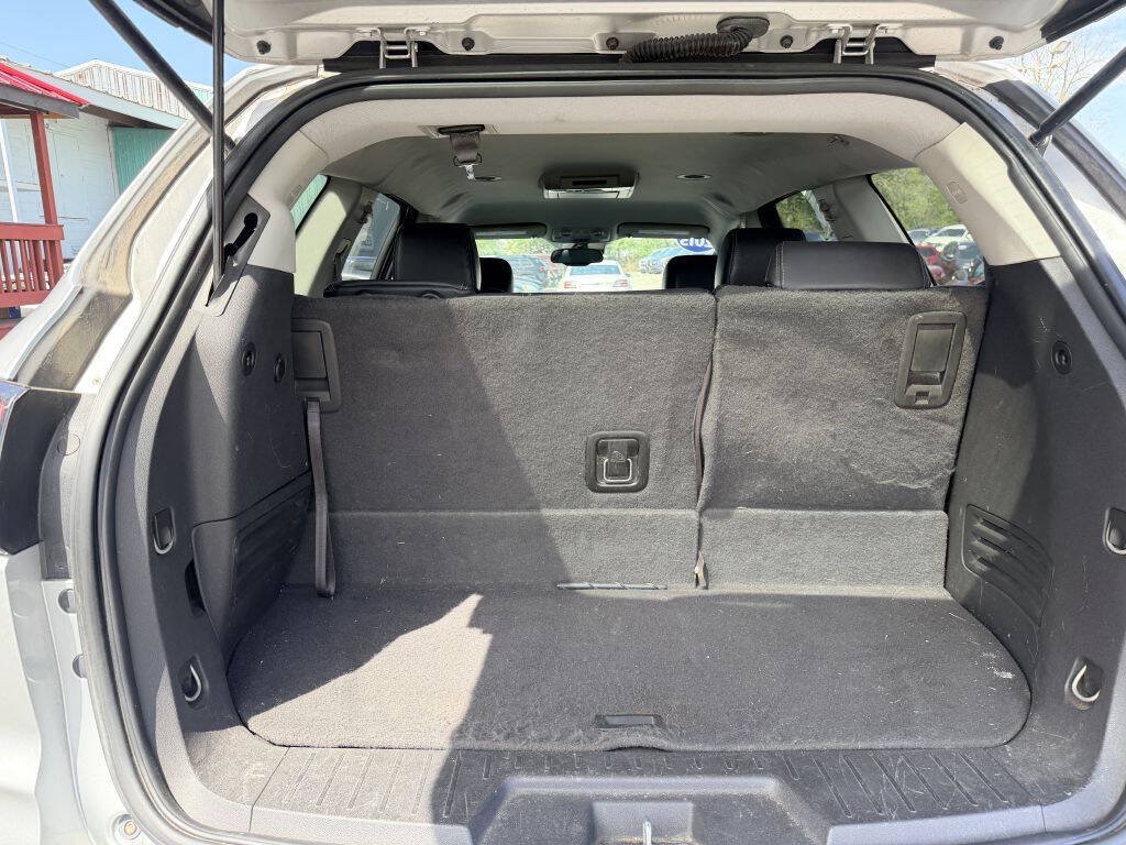 Used 2014 Chevrolet Traverse LTZ FWD image 5