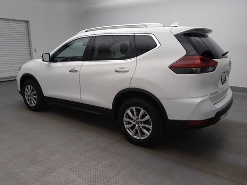 Used 2019 Nissan Rogue SV image 3