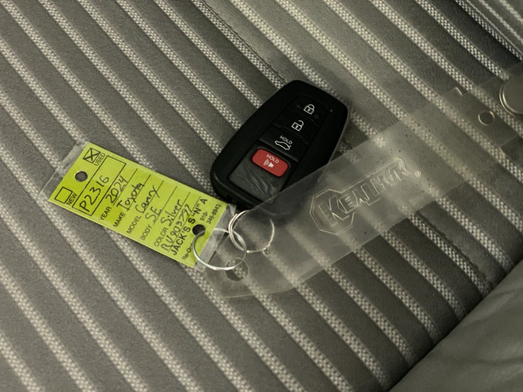 Used 2024 Toyota Camry SE w/ Convenience Package FWD image 40