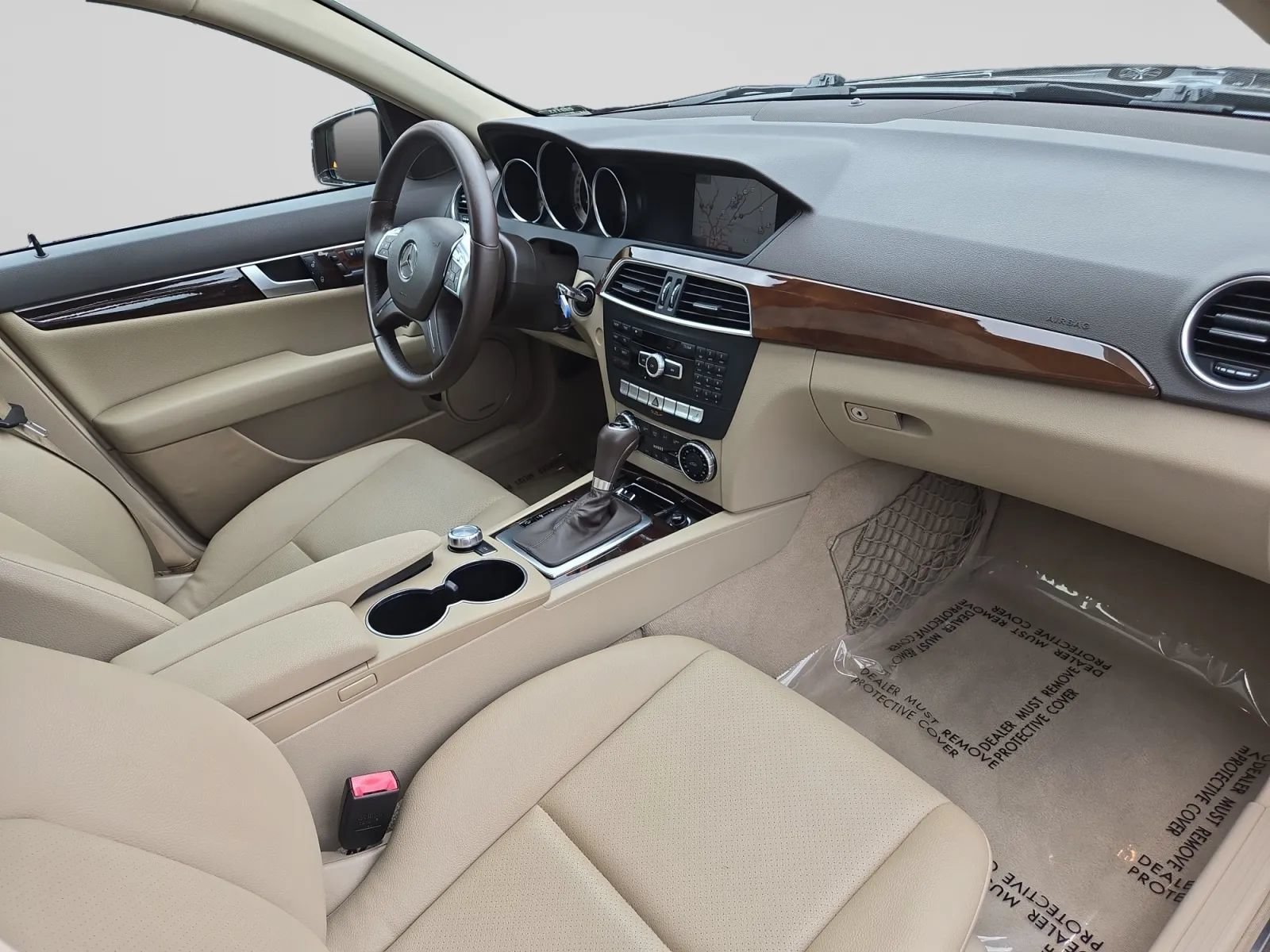 Used 2013 Mercedes-Benz C 250 Sedan image 35