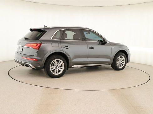 Certified 2023 Audi Q5 2.0T Premium w/ Convenience Package image 7