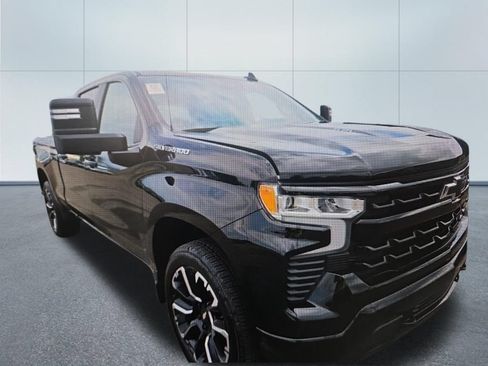 Used 2025 Chevrolet Silverado 1500 RST w/ Convenience Package II AWD/4WD image 2