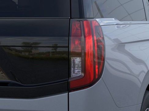 New 2025 Ford Expedition Max Active image 21