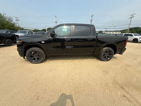 New 2026 RAM 1500 Big Horn AWD/4WD image 2